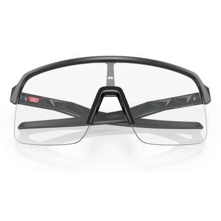 Oakley Sutro Lite Matte Carbon - Clear To Black Iridium Photochromic